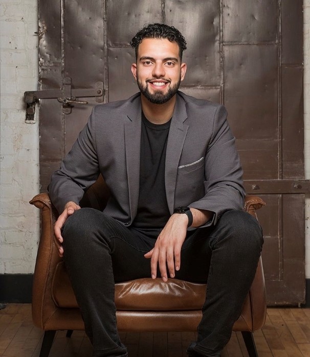 Adnan Khan - Real Estate Specialist